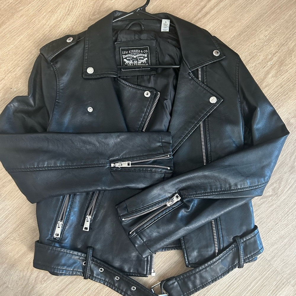 Levi’s black leather jacket